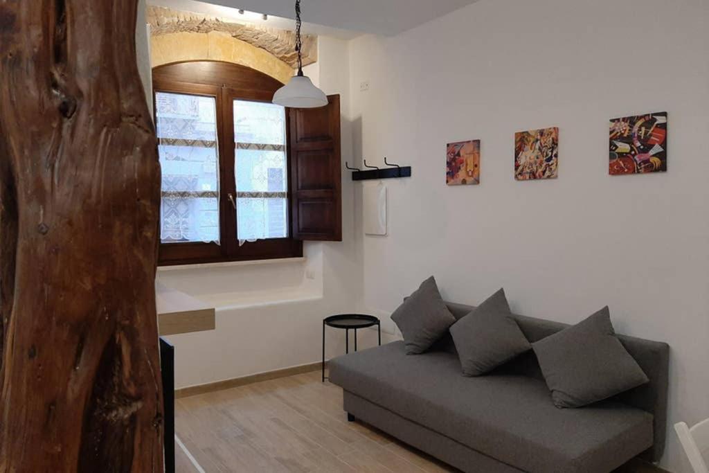 Casetta Alu' - Il Tuo Nido A Stampace Cagliari Extérieur photo