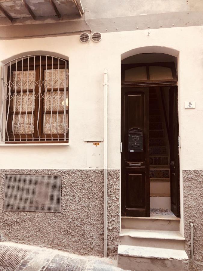 Casetta Alu' - Il Tuo Nido A Stampace Cagliari Extérieur photo